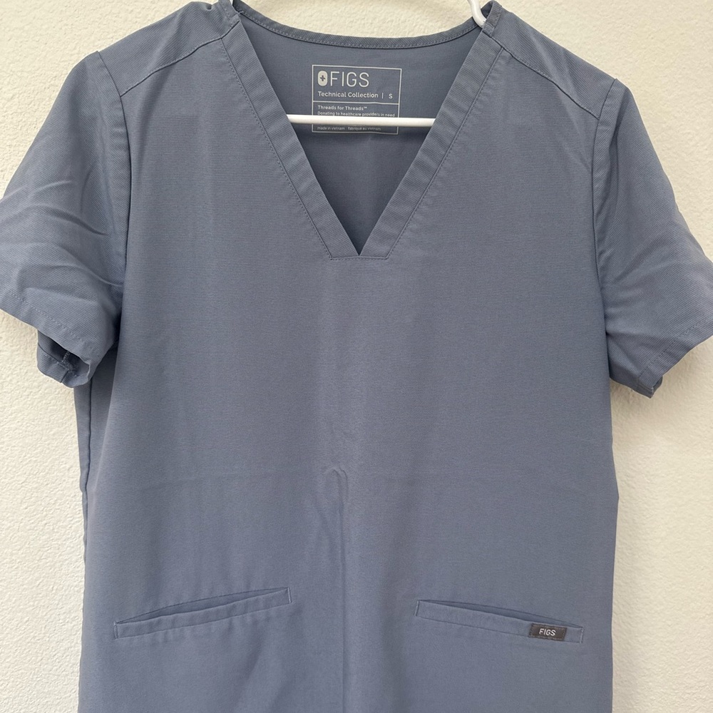 Figs scrub set